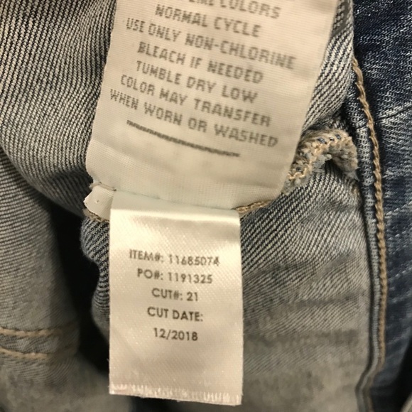 Torrid Medium Wash Cropped Denim Vest 2X - Picture 9 of 9